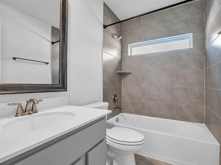 16 Clearview Terrace Pl — Photo 32