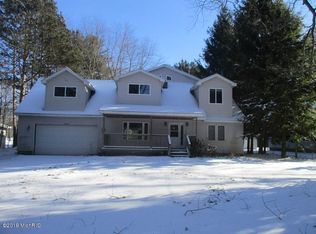 5238 Scenic Dr, Whitehall, MI 49461