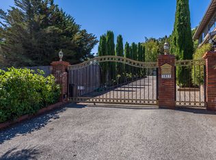 1827 Hunt Dr, Burlingame, CA 94010