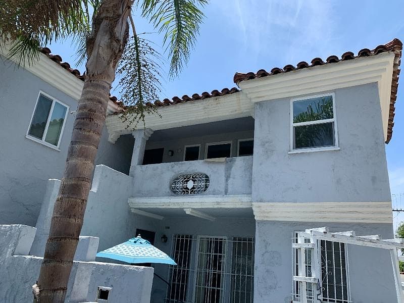 1st image of 449 N Hayworth Ave #451
