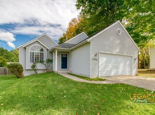 2958 Woodside Ave SE, Grand Rapids, MI 49508