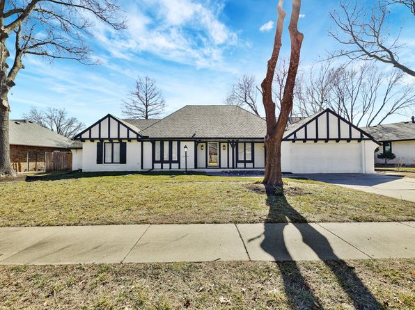 8539 E Brookhollow Ln