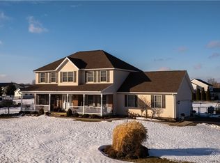 4661 Rosswood Ln, Springfield, OH 45502