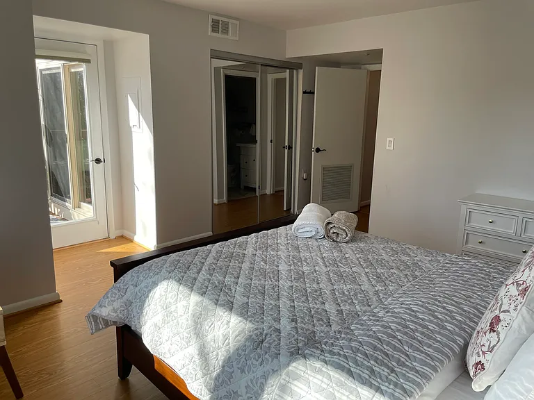 40 Sandstone Ct #L — Photo 15