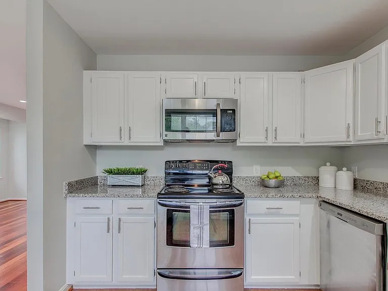 819 Jubal Way — Photo 10