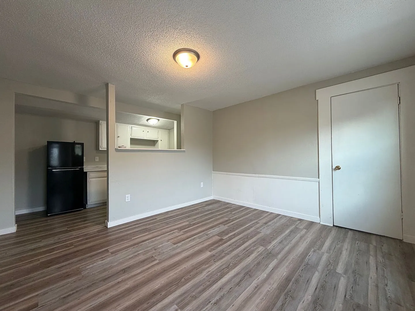 209 W Main St. — Photo 2