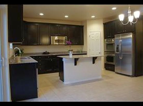 5th image of 1043 W Venenzia View Way