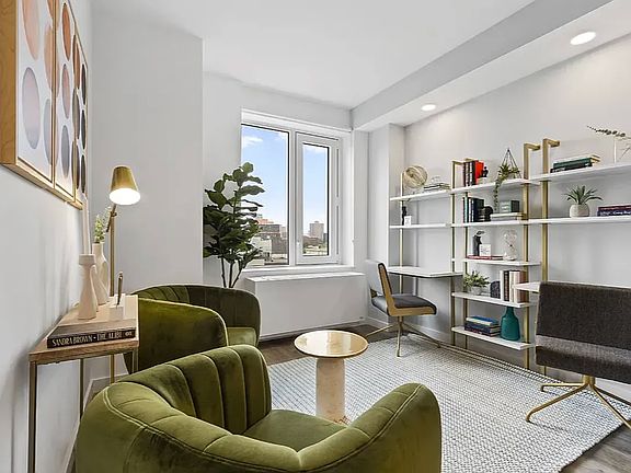 2nd image of 2455 3rd Ave APT 6N