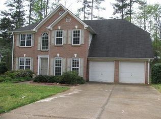 6899 Wynmeadow Dr, Stone Mountain, GA