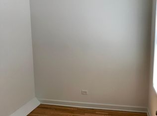 2953 S Throop St #2F, Chicago, IL 60608