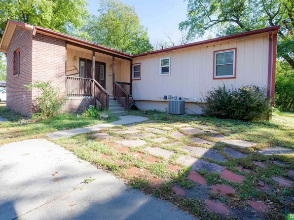 24451 Hartman Ave, Valley, NE 68064