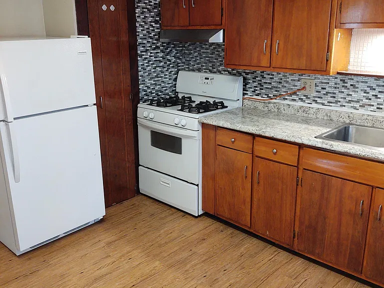 508 Bredin St #2 — Photo 4