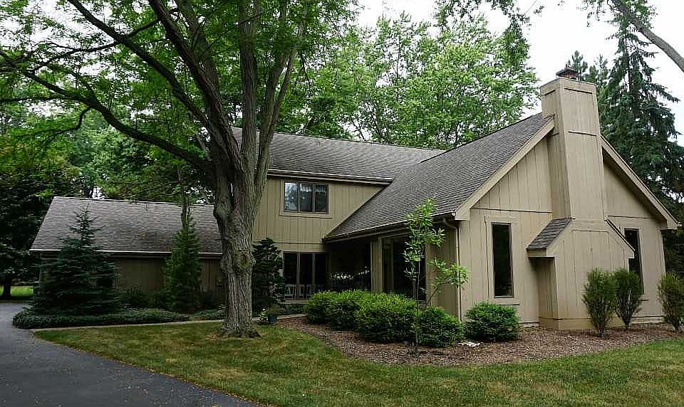 1st image of 326 Westwood Dr