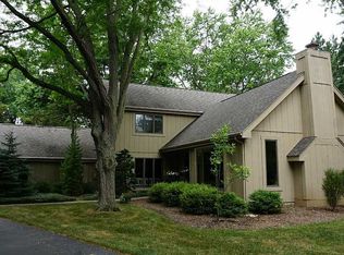 326 Westwood Dr, Bowling Green, OH 43402