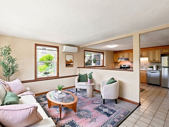 3rd image of 37 Mountain St #37
