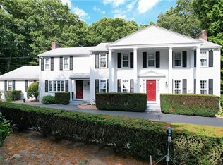 60 Downing St, East Greenwich, RI 02818