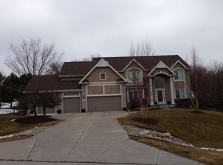 10869 S 167th St, Omaha, NE 68136
