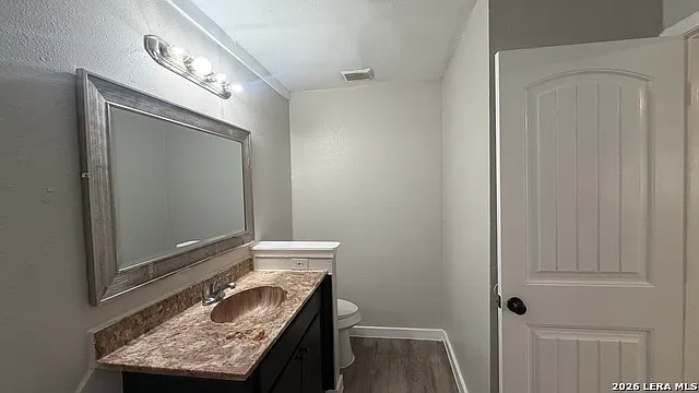 325 E French Pl — Photo 11
