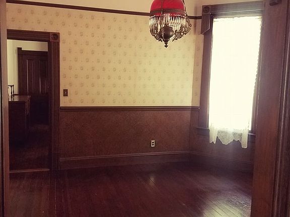 3rd image of 1722 S St Unit A