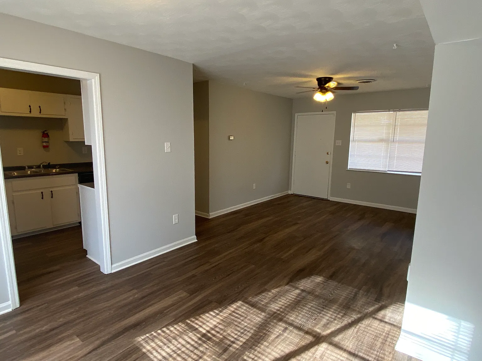 Coming Soon! 3-Bedroom, 1-Bathroom Home — Photo 2