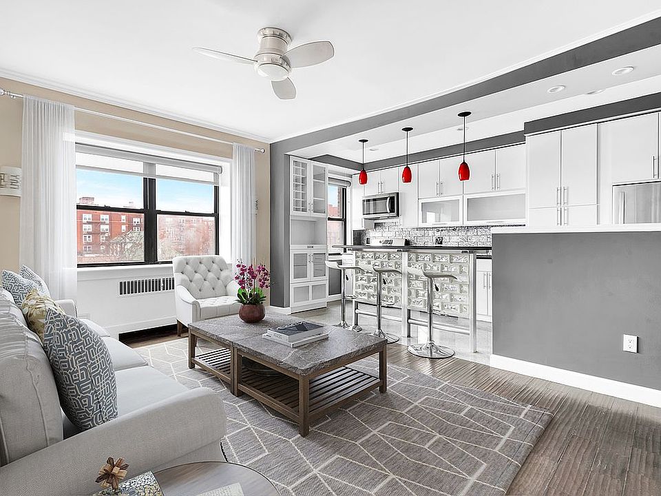 1st image of 130 Bay Ridge Pkwy APT 6C