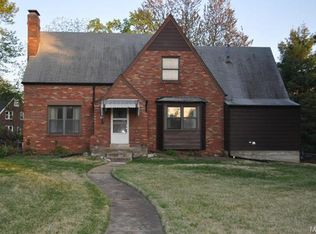 8120 Glen Echo Dr, Saint Louis, MO 63121