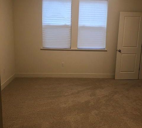 3rd image of 327 Baja Rose St #1