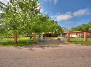 1726 Williams Lakeshore, Kingsland, TX 78639