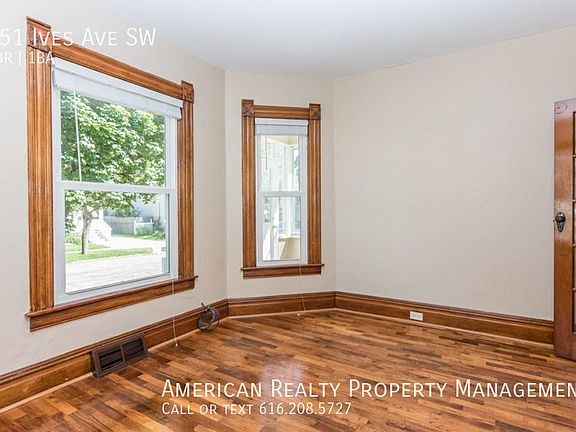 5th image of 251 Ives Ave SW