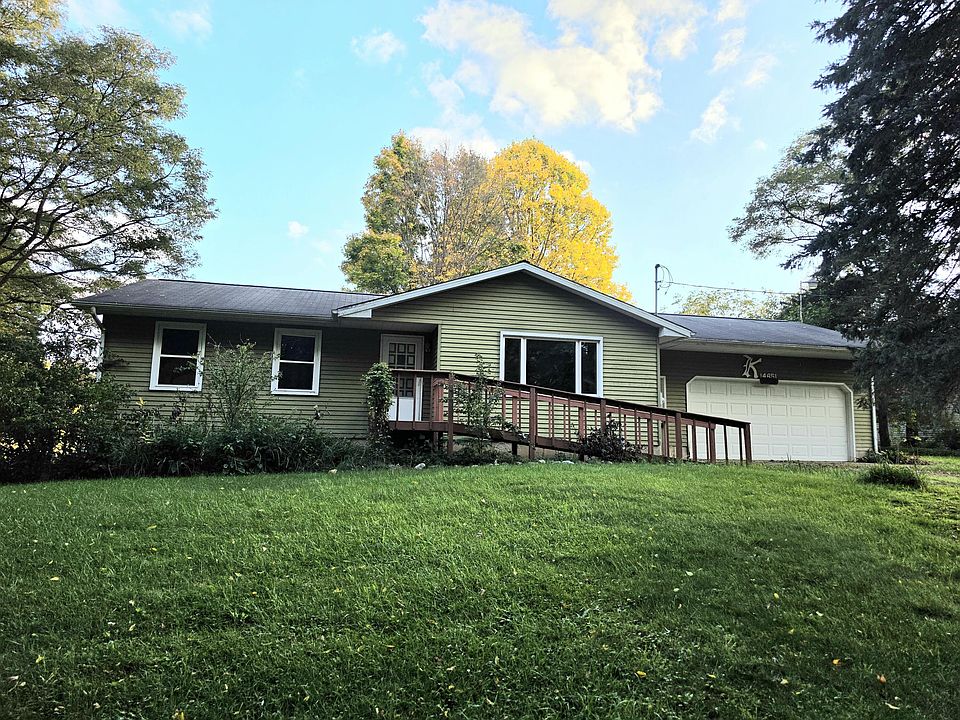 1st image of 14651 Peckham Rd