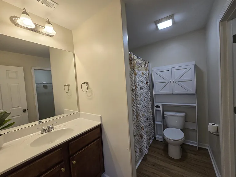 1328 Valor Rd — Photo 9