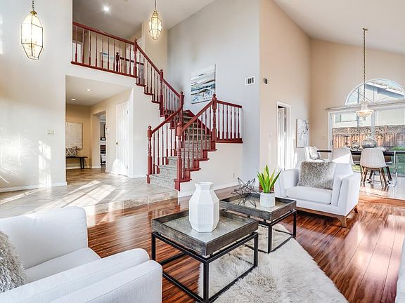 5th image of 1840 Columbia Ct