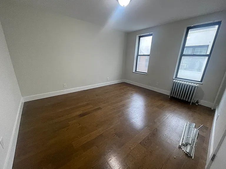 22-61 42nd St #C — Photo 3