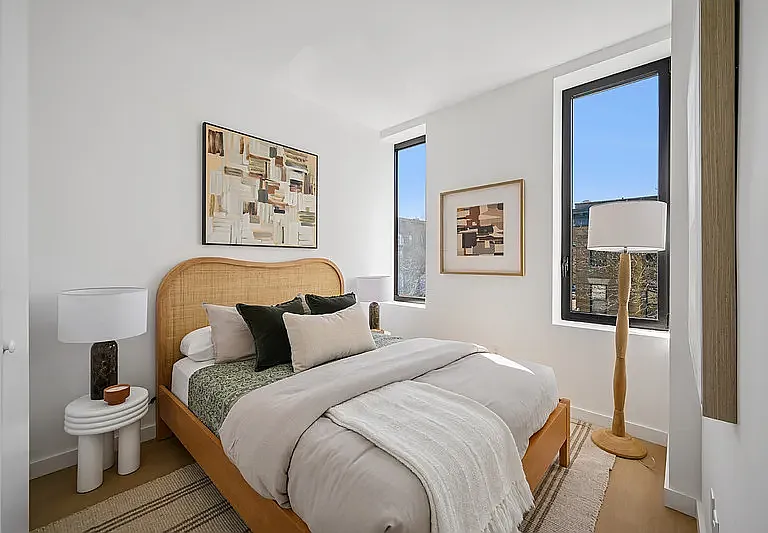 645 Park Pl #7D — Photo 5