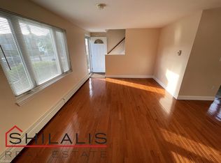 16 Anselm Ter, Brighton, MA 02135