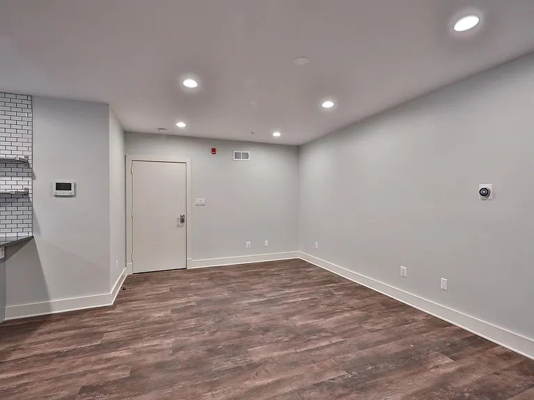 1322 N Franklin St #1 — Photo 34