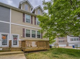 15236 Alpine Dr, Urbandale, IA 50323