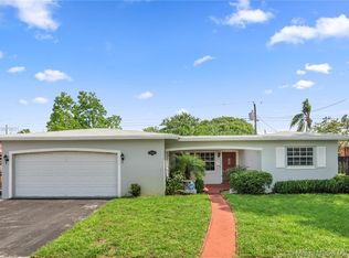 7209 McKinley St, Hollywood, FL 33024