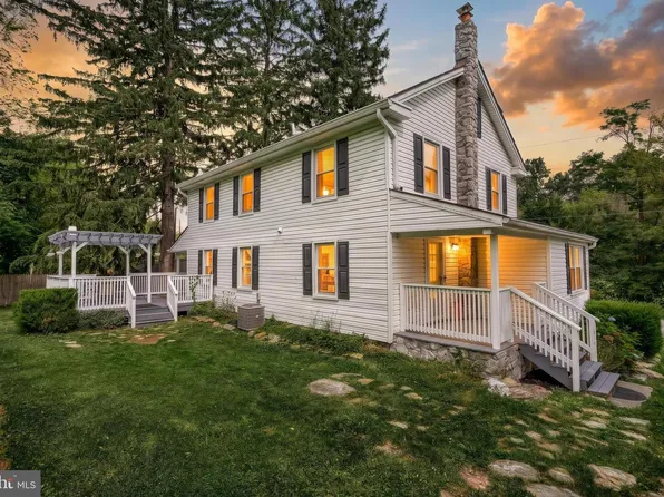 380 Fruitlyn Dr, Dallastown, PA 17313