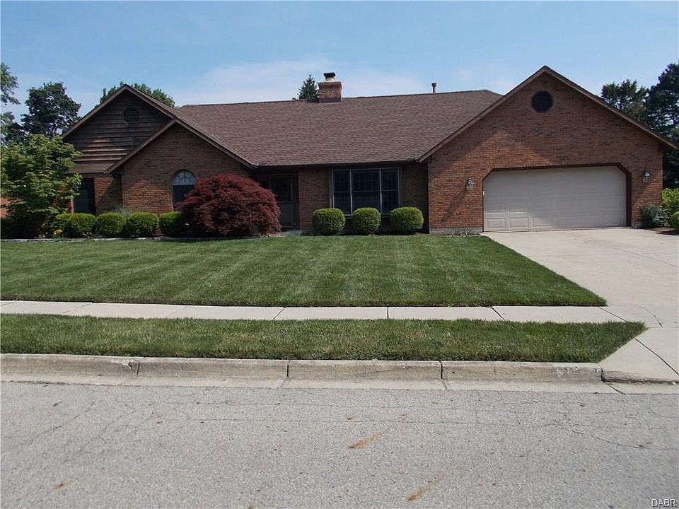 1st image of 244 Lowry Dr
