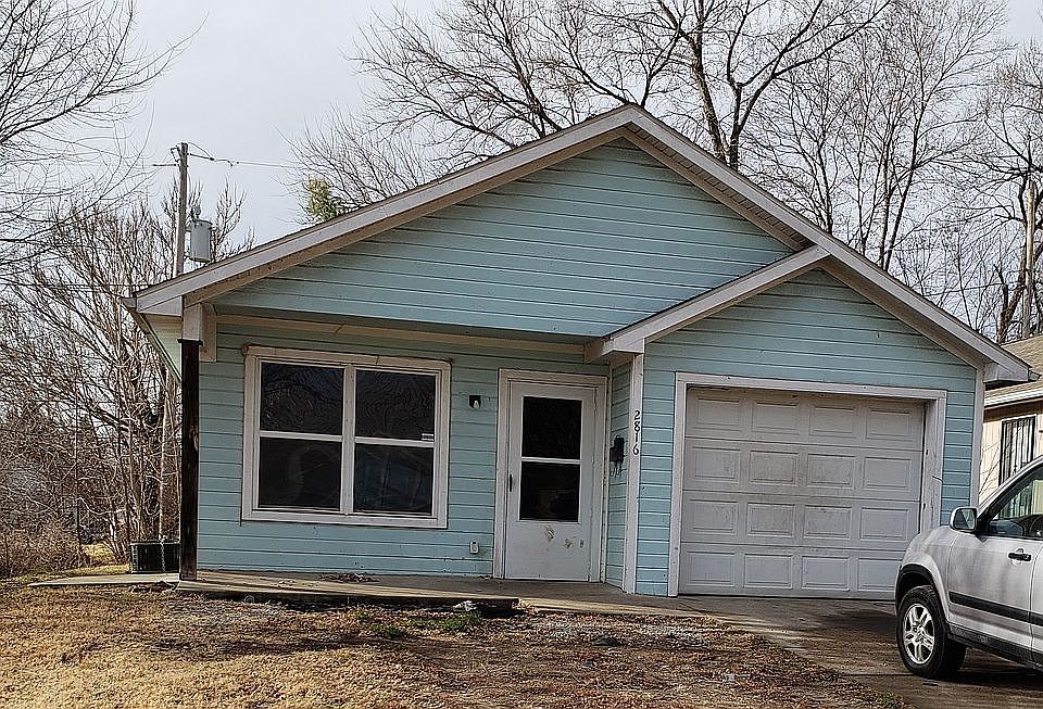 1st image of 2816 Kensington Ave