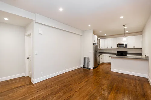2737 Sutter Photo 1