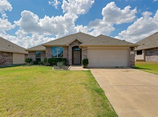 405 Jasmine Cir, Nevada, TX 75173