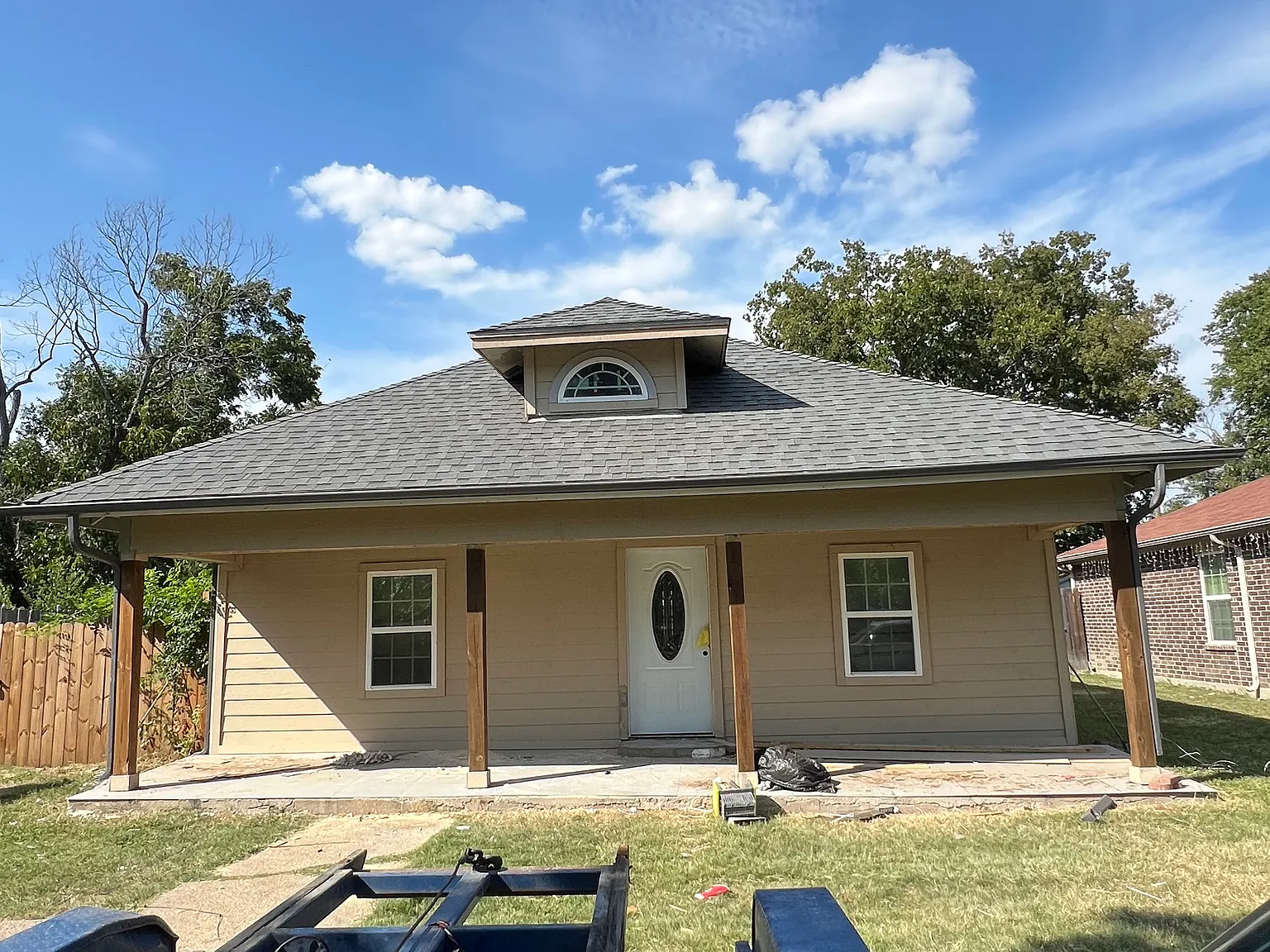 Bonham St, Grand Prairie — Photo 1