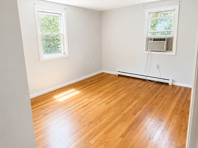 176 Winthrop St #B — Photo 13
