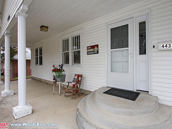 2nd image of 4436 Pioneers Blvd