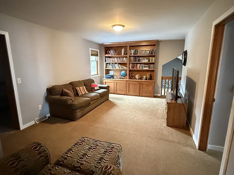 N8732 Sylvan Bay Rd — Photo 15