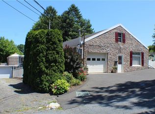 142 N Spruce St, Nazareth, PA 18064