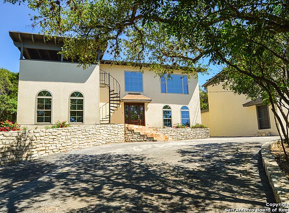 3rd image of 7531 Hummingbird Hill Ln