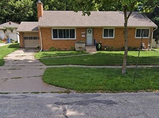 2244 S Main St, Burlington, IA 52601